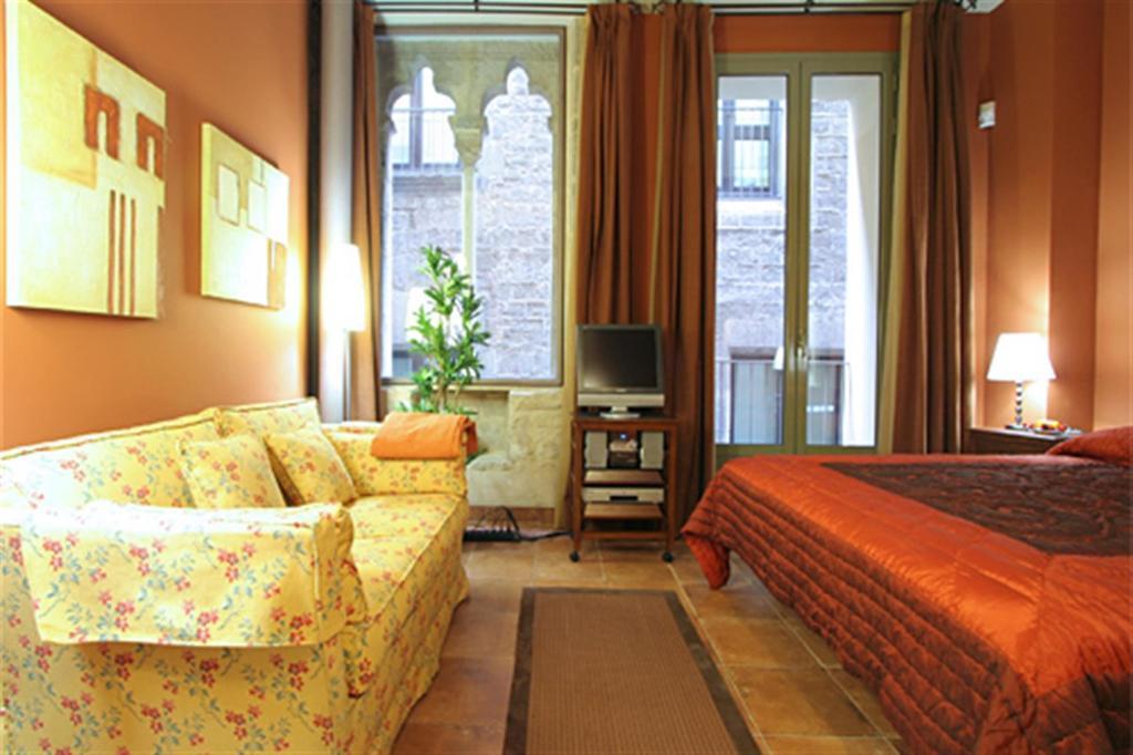 Friendly Rentals Dali Barcelona Room photo