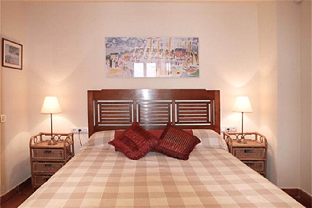 Friendly Rentals Dali Barcelona Room photo